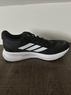 Adidas Runner Falcon 5 Sneaker